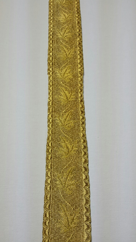 Maple Leaf Pattern, Gold, 44mm (1-3/4")