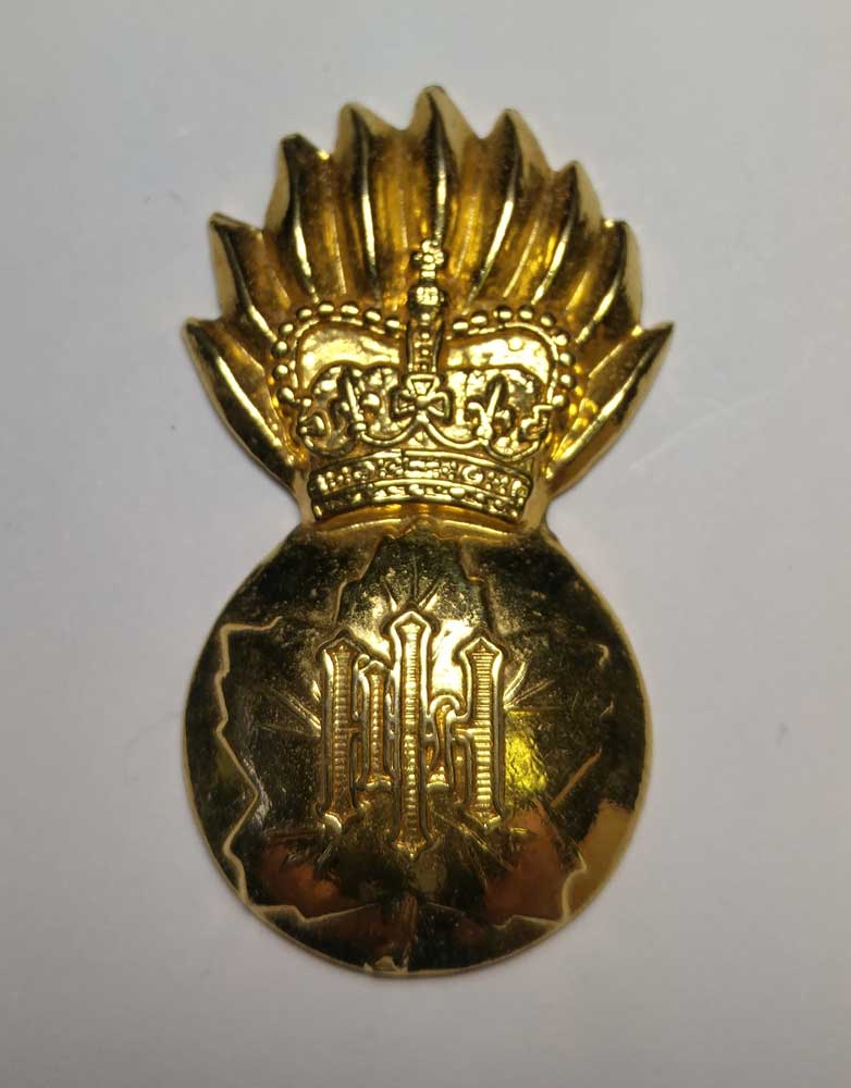 Badge: Highland Regiment, Grenade, Canada, Gold
