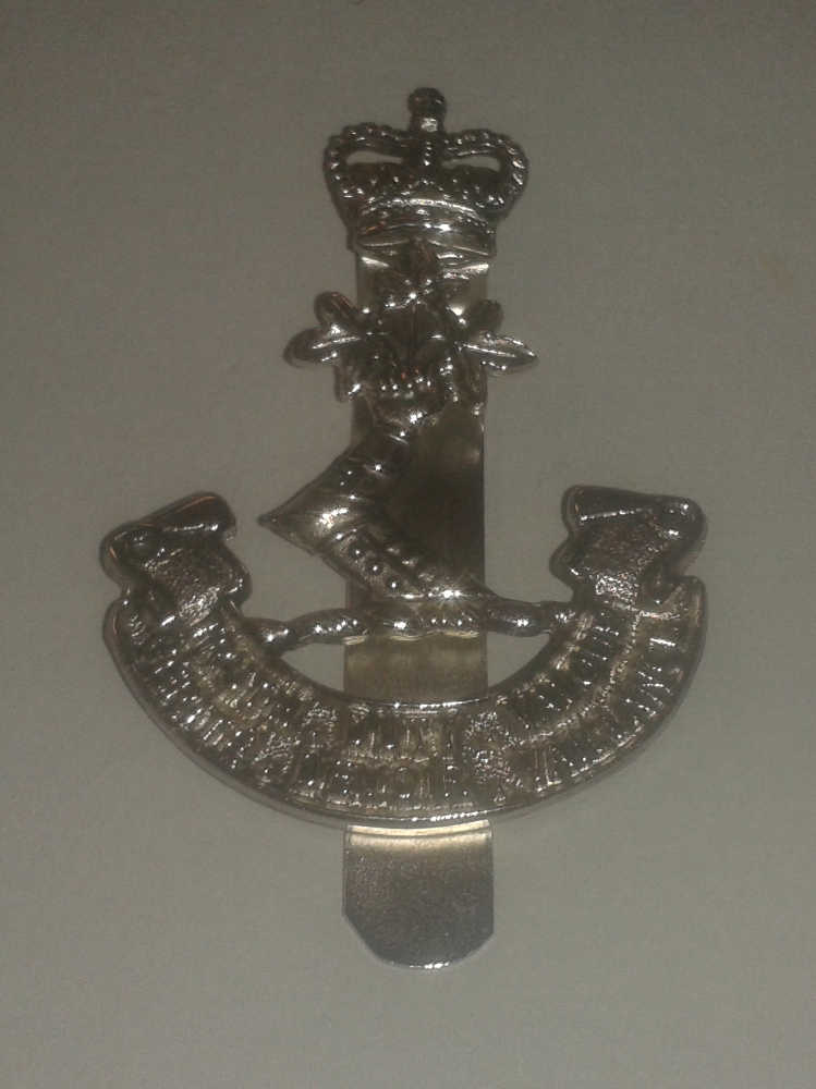 Badge: Beret, Royal Military College, Queen's Crown